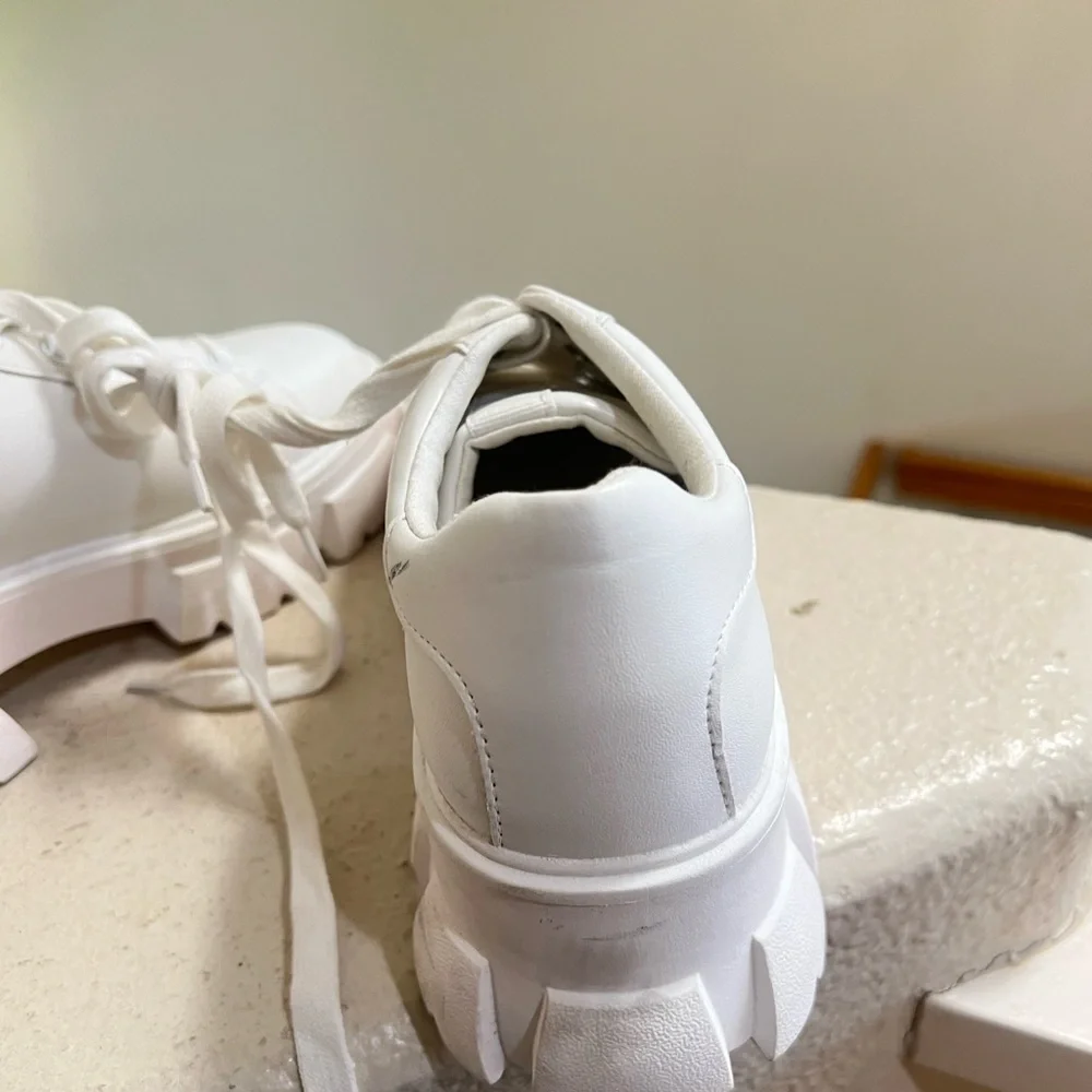 Steve Madden White Michigan Platform Sneakers Chunky Lug Sole Y2K Streetwear 9.5